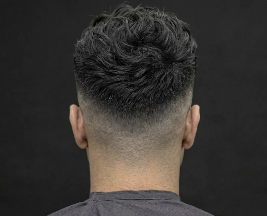 Undercut texturizado posterior